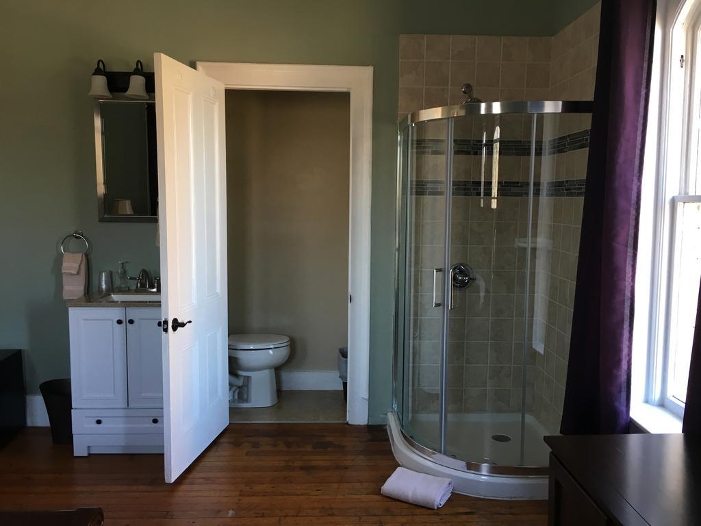 Cook Mansion Bed & Breakfast Montour Falls Bagian luar foto